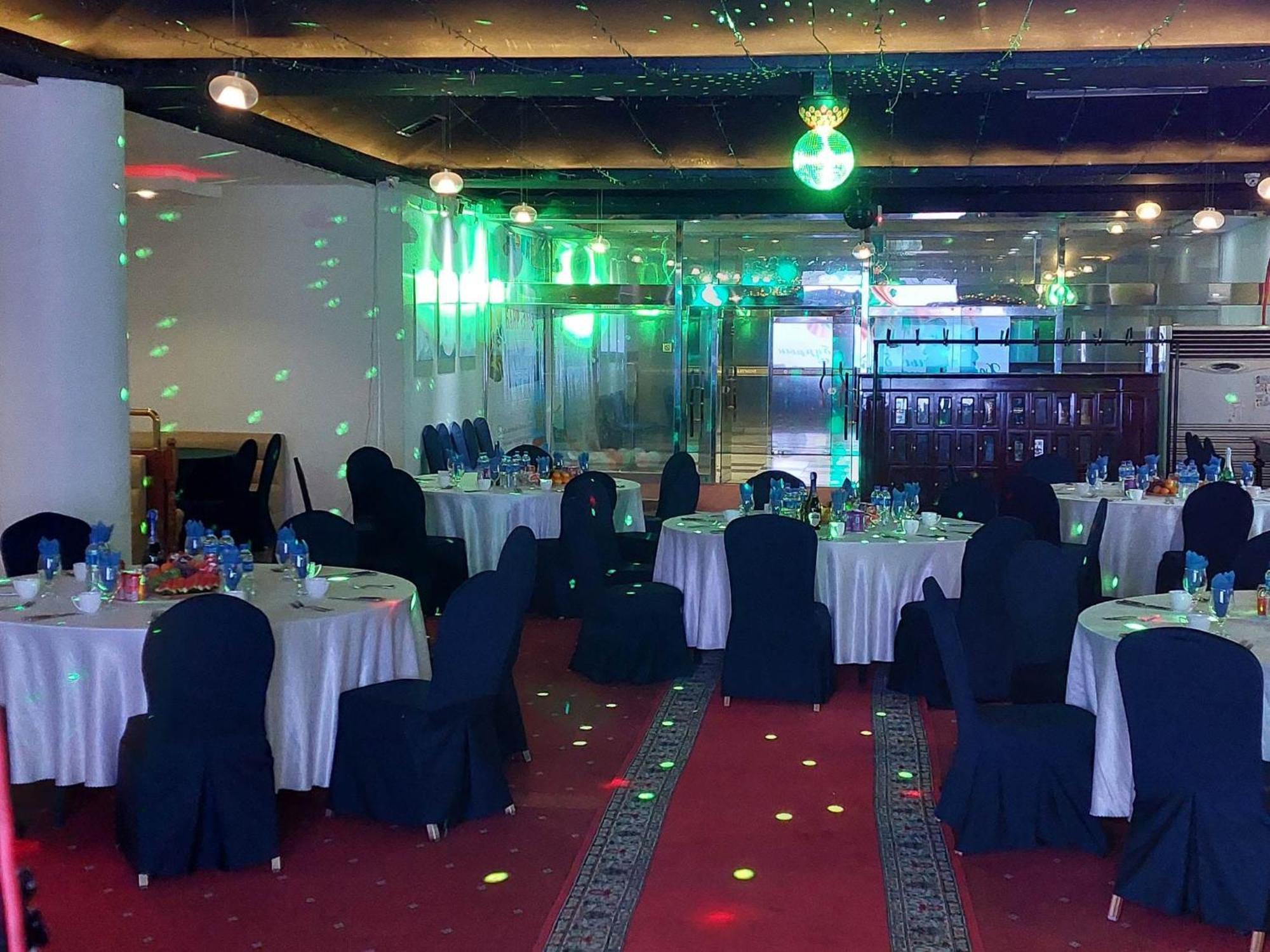 Sunjin Grand Hotel Ulaanbaatar Esterno foto